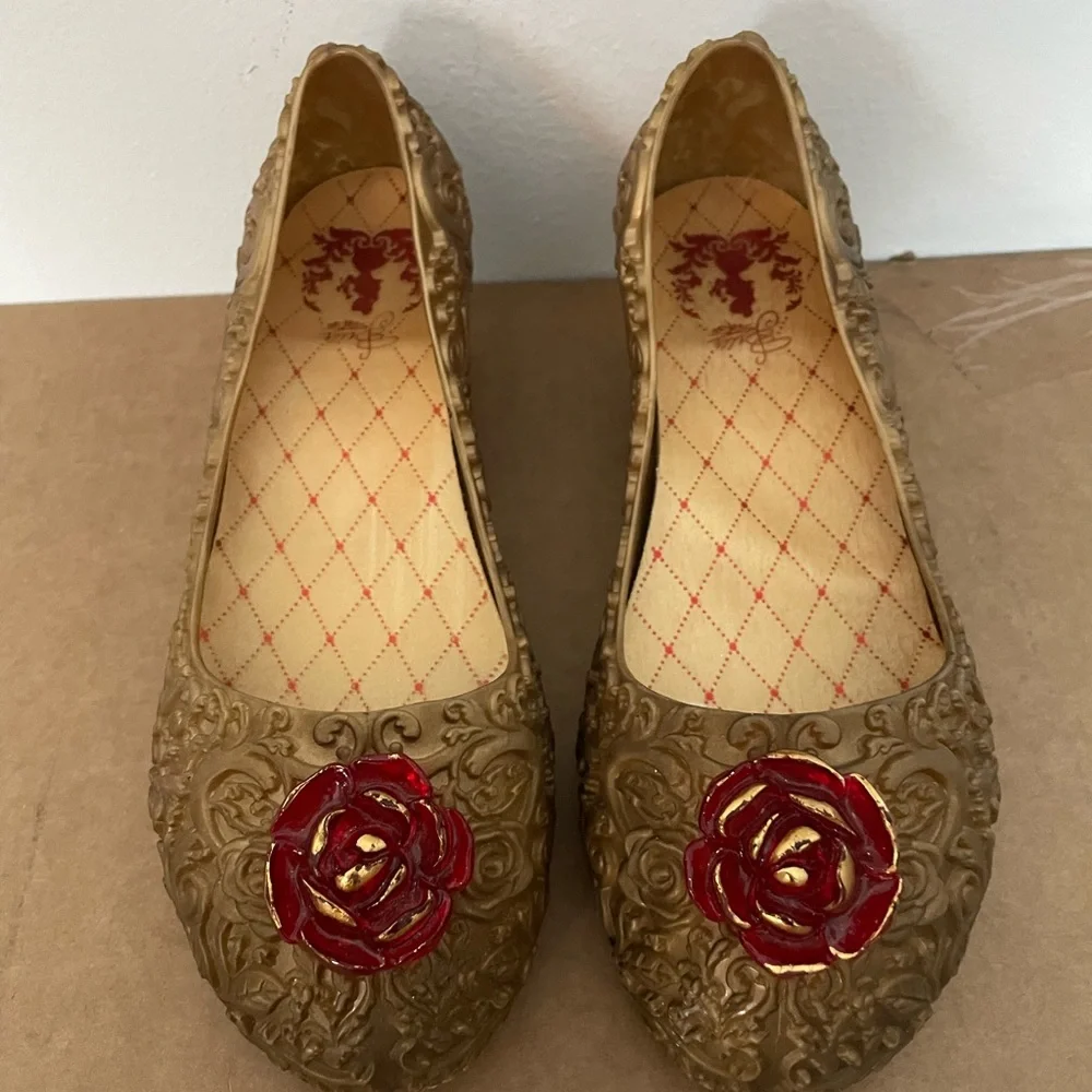 Disney Store Gold Red Rose Belle Costume Wedge Heels Kids 2/3 size - Picture 2 of 7